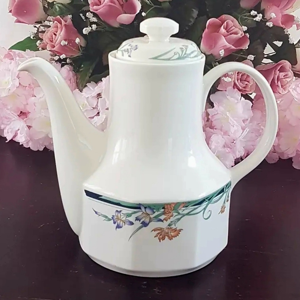 Royal Doulton JUNO Fine China Teapot, Octagonal Coffee Pot